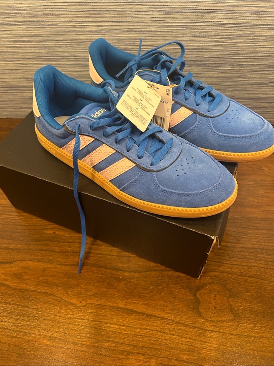 adidas Shoes - NWT adidas womens Blue Suede Sneakers pink breaknet sleek